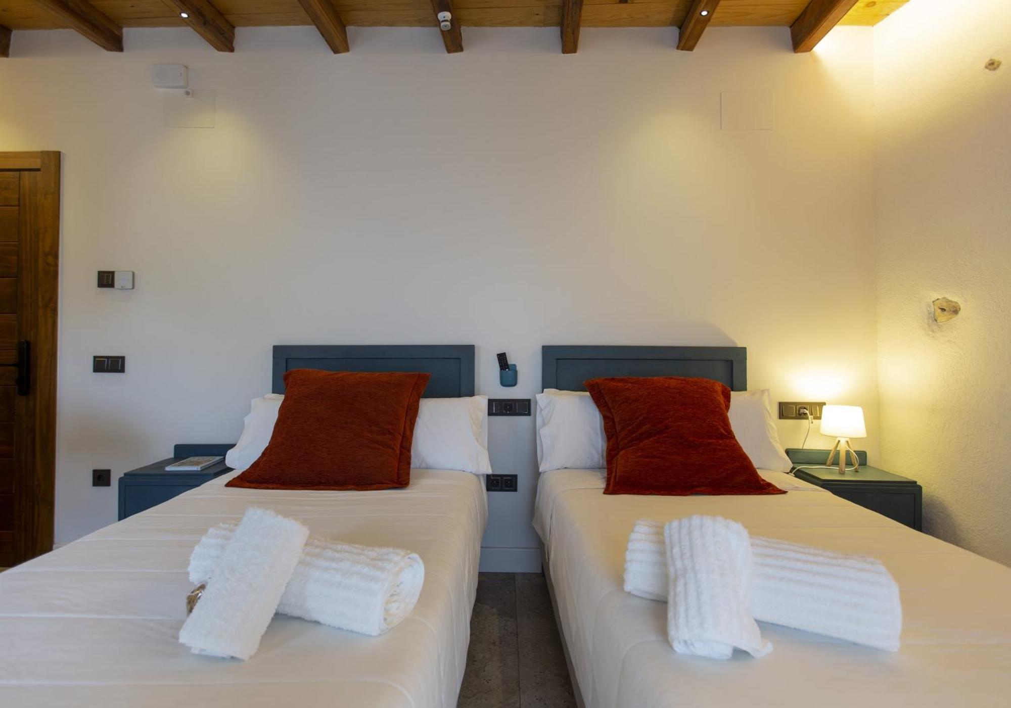Hotel Poeta Jorge Manrique 세구라 데 라 시에라 객실 사진